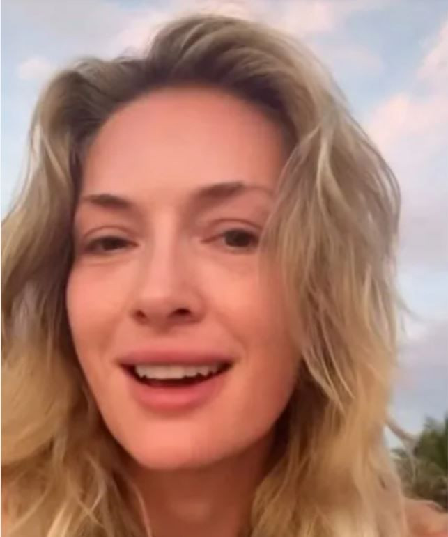 Yasemin Kay Allen 36 yaşına girdi! Meksika sahillerinden peş peşe paylaştı - Resim: 6