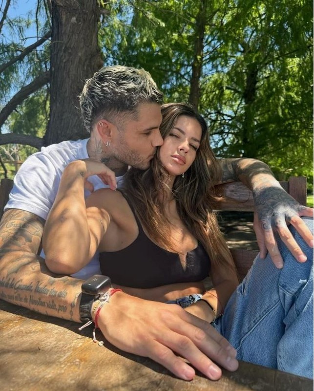 Galatasaray'ın yıldız futbolcusu Mauro Icardi aşka geldi! Romantik paylaşımı sosyal medyayı salladı - Resim: 2