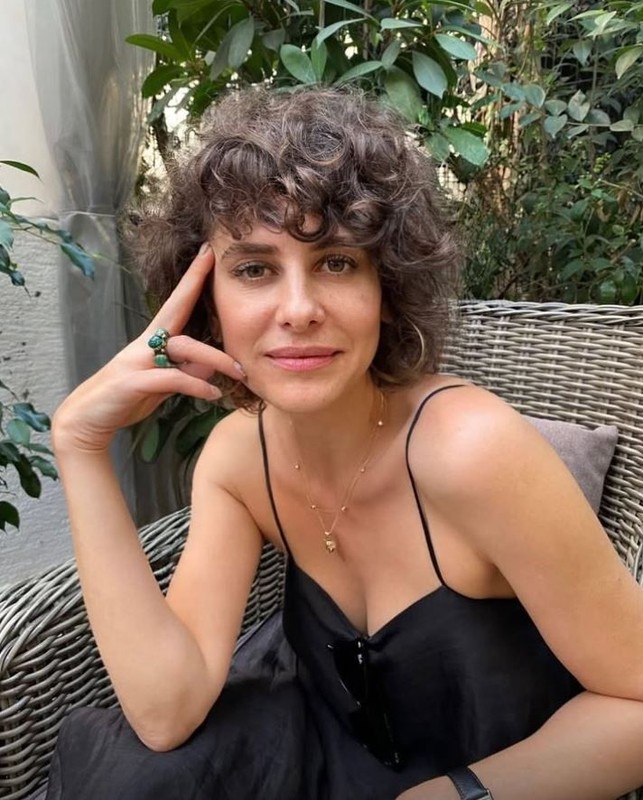 Can Borcu'nun Handan'ı Ebru Özkan Saban'ın gençlik sırrı ortaya çıktı! 46 yaşındaki ünlü isim bakın ne yapıyormuş - Resim: 3