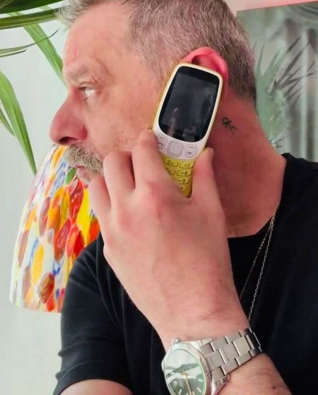 Radikal kararını duyurmuştu! Ünlü oyuncu Ozan Güven'in akılsız telefon günleri başladı - Resim: 4