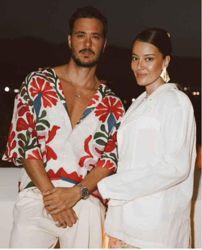 8 yıllık evliliğini bitirmişti! Oyuncu Pelin Akil yeni aşka yelken açtı! Kalbini meslektaşına kaptırdı - Resim: 2