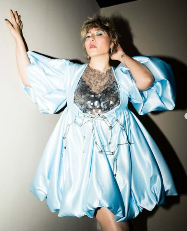 Şarkıcı Kalben’den yıllar sonra gelen itiraf! Üzücü olayı anlattı: “Bunları yazarken dişlerimi sıkıyorum” - Resim: 4