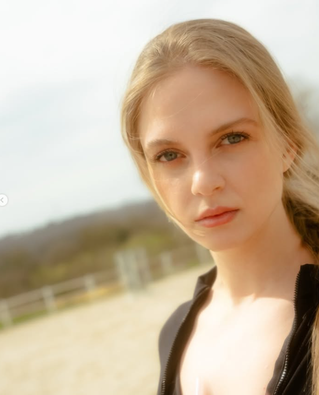 İpek Filiz Yazıcı 24 yaşına girdi! Doğum günündeki o detay dikkatlerden kaçmadı - Resim: 3