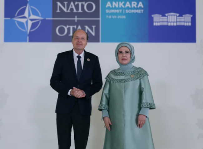 Lider eşleri Çankaya Köşkünde’ydi! Davete 2 “First Gentleman” damga vurdu - Resim : 4