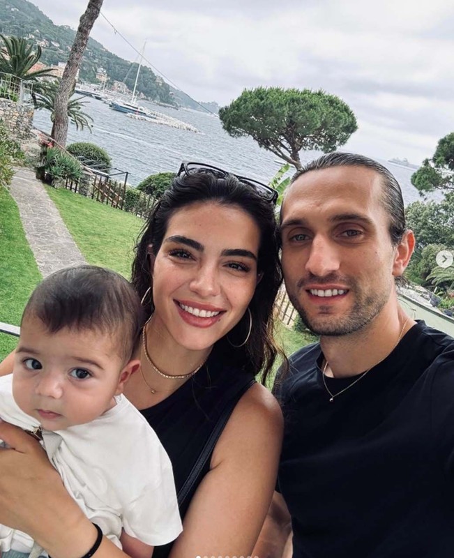 Yusuf Yazıcı ve Melisa Aslı Pamuk’tan yeni aile pozu! Mylan bebeği gören herkes aynı kişiye benzetti! - Resim: 5