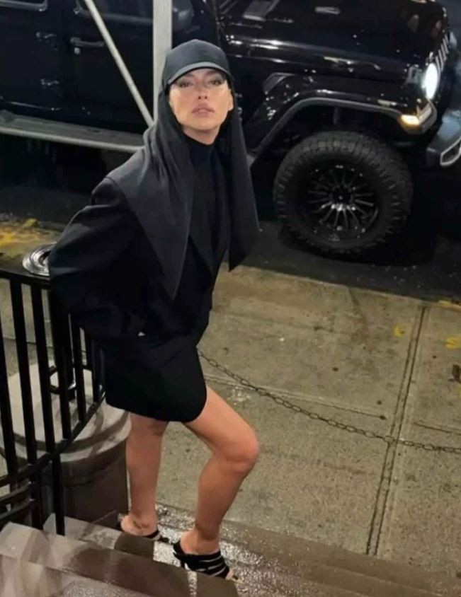 Dünyanın en çekici kadını seçilmişti! Ünlü manken Irina Shayk'ın pozları sosyal medyayı salladı - Resim : 3