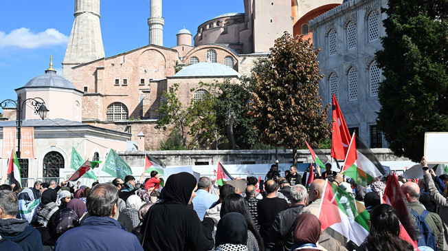 Türkiye Gazze için ayakta! İstanbul, Ankara ve İzmir'de Gazze'ye destek gösterisi... - Resim : 1