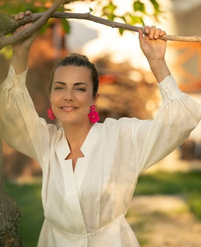 Burcu Kara o polemiğe son noktayı koydu: Erkekleri cebimizden çıkarırız! - Resim: 2