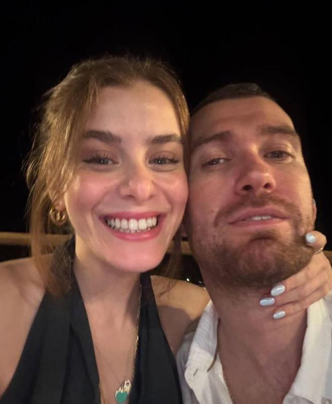 İlayda Alişan'dan 2. yıl kutlaması! Aşka geldi, Oğulcan Engin ile romantik pozlarını paylaştı - Resim: 5