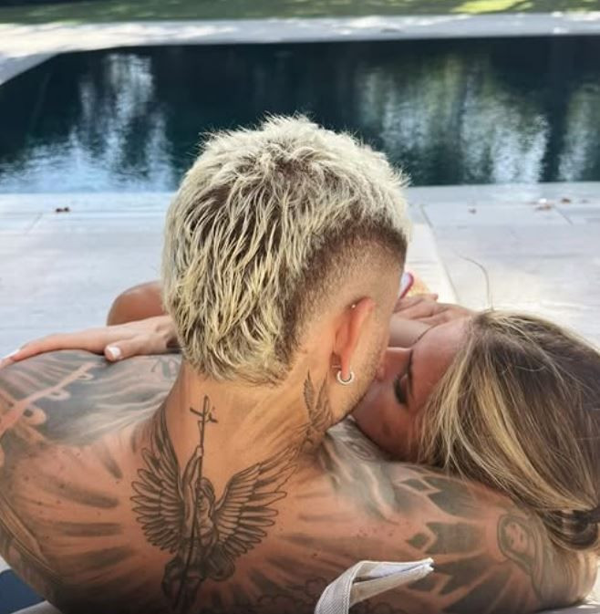 Galatasaray'ın yıldızı Icardi, güzel sevgilisi China'nın sütyensiz anlarını paylaştı görenler şaştı kaldı - Resim: 2