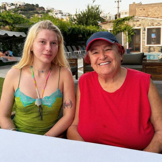 Selda Bağcan, Aleyna Tilki'yi öve öve bitiremedi: