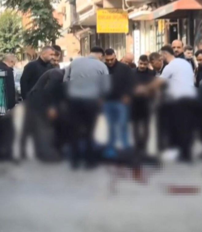 İstanbul'da korkunç cinayet! "Eşime ürün satma" dedi, sokak ortasında öldürdü - Resim : 1
