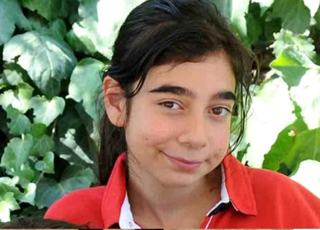 Alemin Kıralı’nın Oben’i Birsu Demir kış günü güneşlendi! Cesur pozu sosyal medyayı yaktı geçti! - Resim: 2