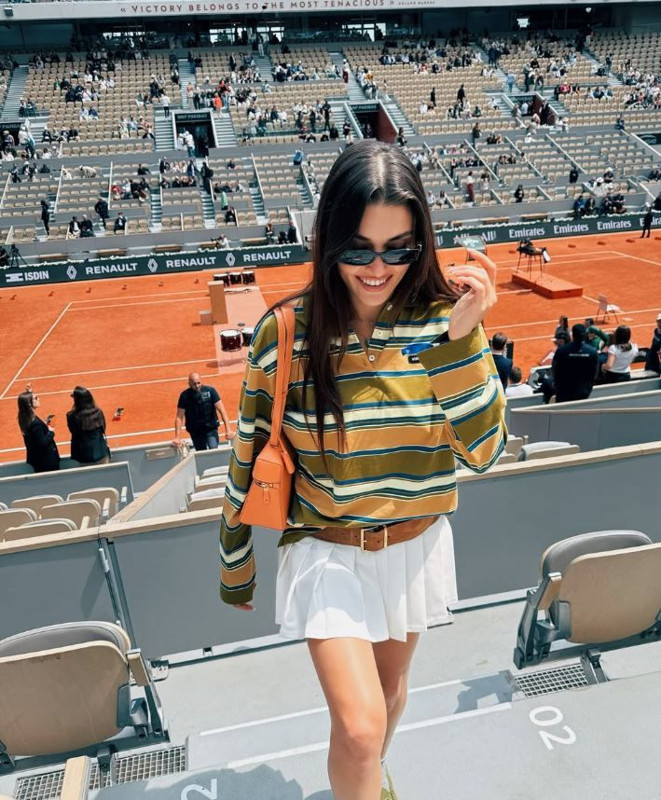 Hande Erçel ve sevgilisi Hakan Sabancı tarihi maça tanıklık etti! Roland Garros finaline damga vurdular - Resim: 4