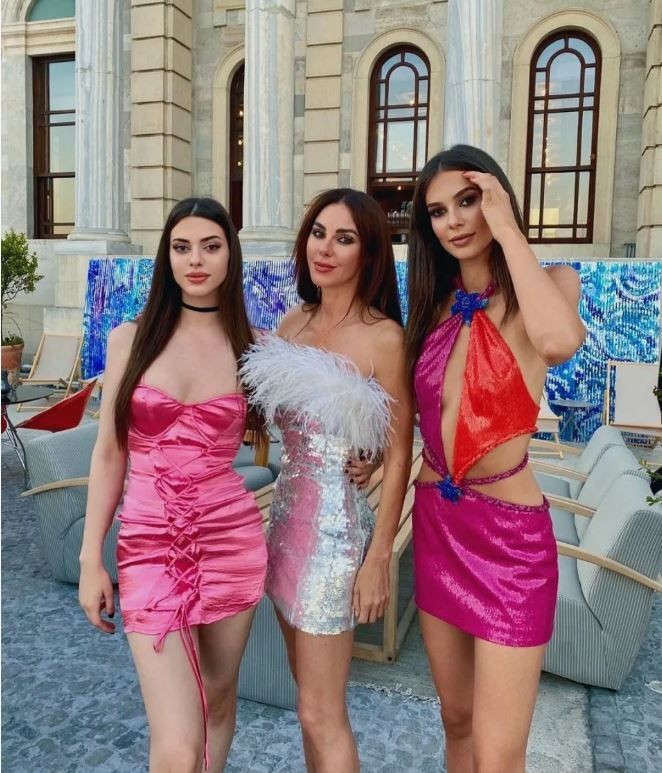 Defne Samyeli'nin kızı Derin Talu'dan aşk itirafı! "Aşk savunmasız olmaktır" diyerek ilk kez konuştu - Resim: 1