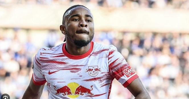 Fenerbahçe'den 1 taşla 2 kuş! 32 milyon euroluk yıldızı alıp Galatasaray'dan Icardi'yi koparacaklar - Resim: 17