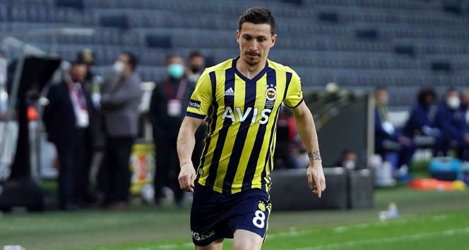 Fenerbahçe'de Aykut Kocaman'dan sonra ilk ayrılık belli oldu! Takımdan gönderiliyor - Resim: 10