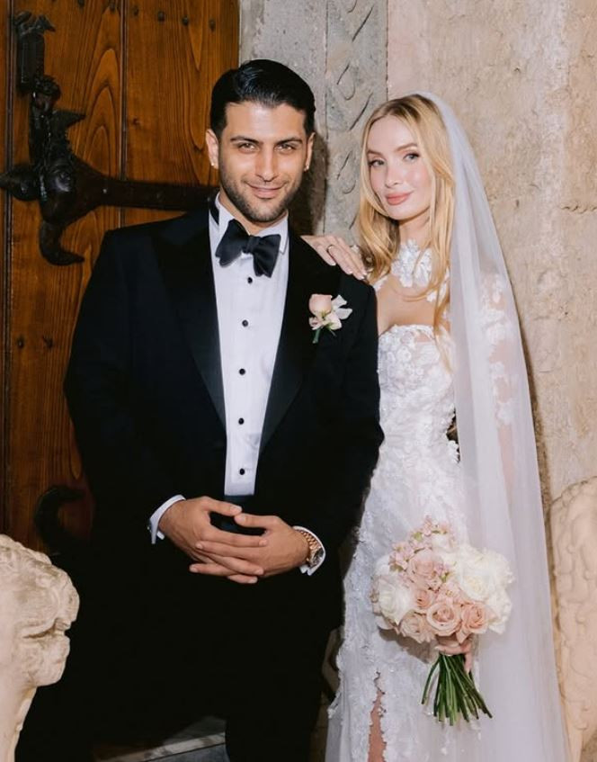 Reymen'e eşi makyaj yaptı! O hali sosyal medyayı salladı - Resim : 1