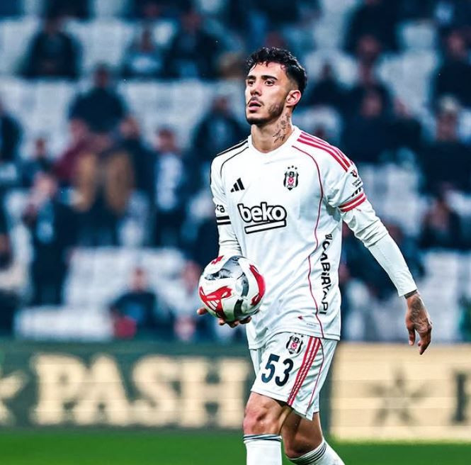 Beşiktaşlı Emirhan Topçu ile aşk yaşadığı iddia edilmişti! Danla Bilic sessizliğini bozdu - Resim: 5