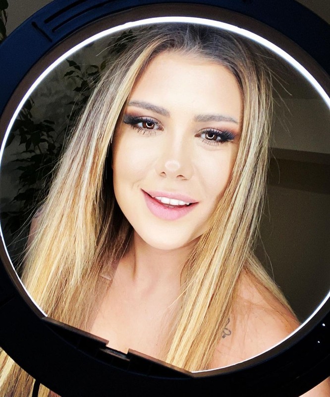 Kısmetse Olur'un kurgu olduğunu açıklamıştı! Melis Buse Betkayan tanınmaz hale geldi - Resim: 42