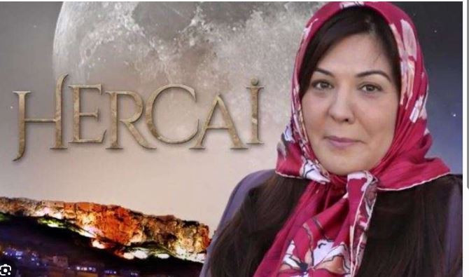 Hercai dizisinin yıldızıydı! Ünlü oyuncu estetik operasyondan sonra felç geçirdi - Resim : 2