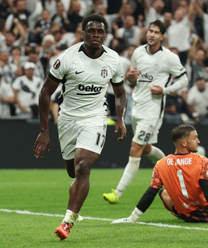 Beşiktaş’ta Vincenzo Italiano’dan şok karar! Yeni transferi kulübeye hapsetti! 4 maçta 1 dakika bile oynatmadı - Resim: 7
