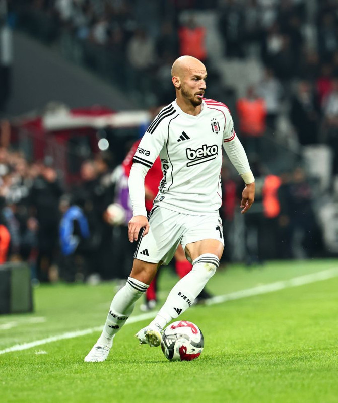 Beşiktaş'a Galatasaray derbisi öncesi kötü haber! Sergen Yalçın resmen duyurdu - Resim: 8