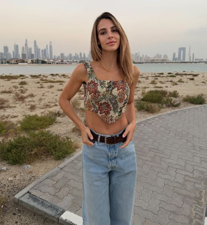 Dubai'ye düşen füzelere aldırış etmedi, plajda pozlar verdi! Aslışah Alkoçlar'ın paylaşımına tepkiler çığ gibi büyüdü - Resim: 6