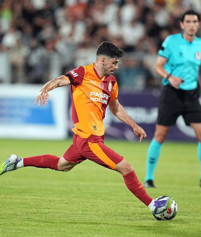 Galatasaray resmen duyurdu! 6 milyon euroluk yıldızla yollar ayrıldı - Resim: 6