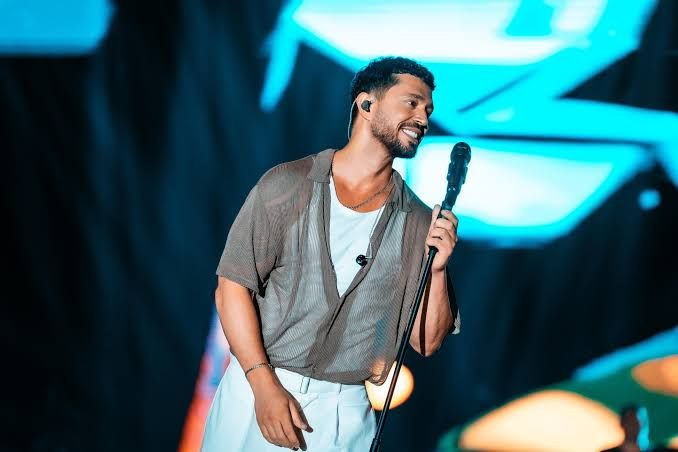 Murat Boz abisiyle poz verdi! Benzerlikleri dikkat çekti - Resim: 4