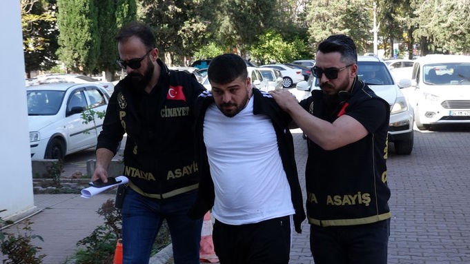 Cinayet sonrası şoke eden savunma! "Cinler musallat oldu" - Resim : 2