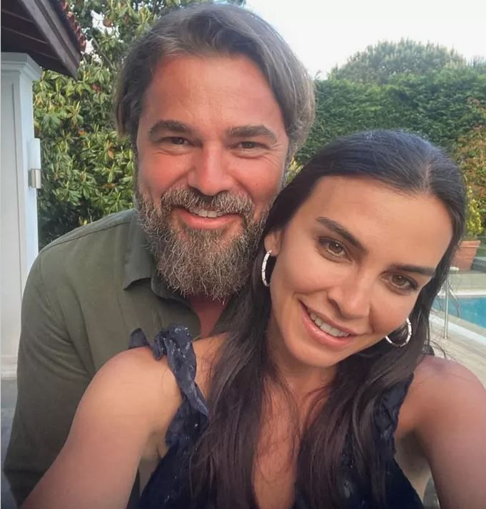 Engin Altan Düzyatan ailesiyle birlikte Türkiye'yi terk etti! O ülkeye taşındı - Resim: 2