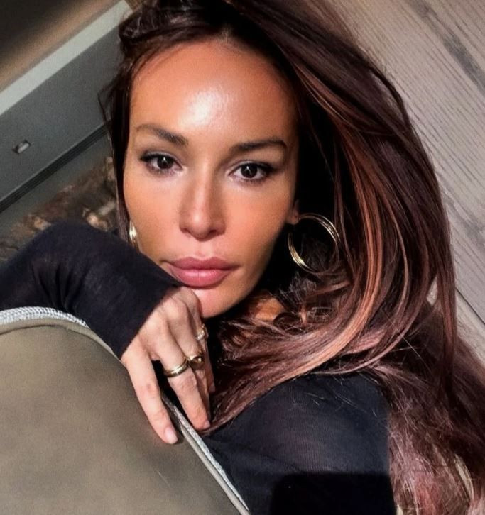 Fikret Orman'la aşkını ilan etmişti! Güzide Duran, boşanma aşamasındaki eşi Adnan Aksoy'a isyan etti - Resim: 4