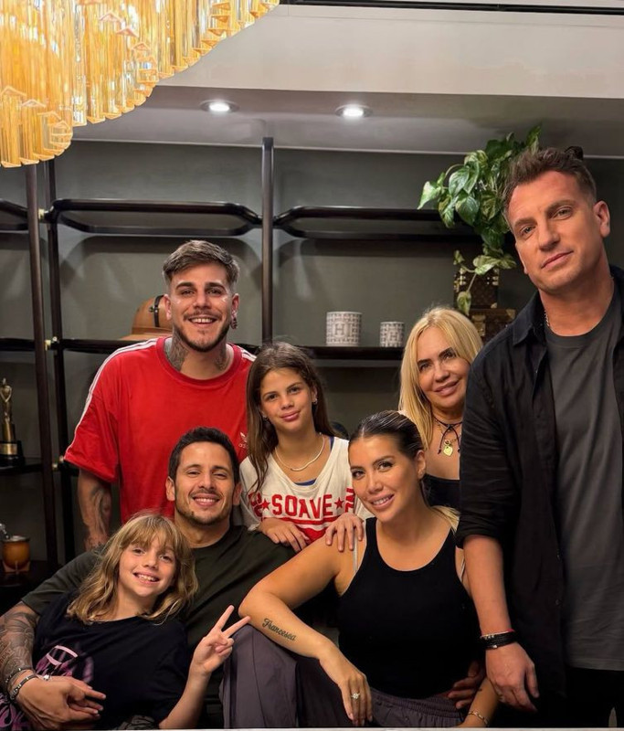 Mauro Icardi'nin kardeşinden şoke eden Wanda Nara hamlesi! Sosyal medya hesabından paylaştı - Resim: 4