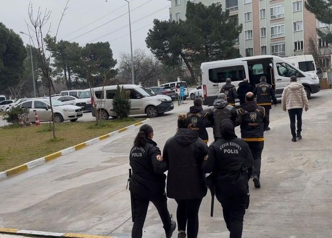 Sokak ortasında 'kan davası' cinayeti! 2 çocuk babası öldü: 1 kişi tutuklandı - Resim : 3