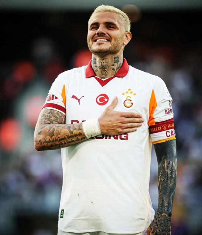 Kendisine gelen olumsuz yorumları ifşa etmişti! Mauro Icardi'den sevgilisi China Suarez’e destek geldi - Resim: 1