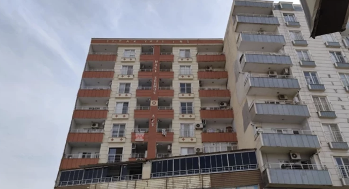 Mardin'de vahşet! Aynı aileden 3 kişi silahla vurulmuş halde bulundu - Resim : 1