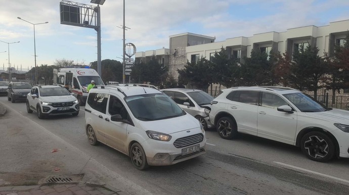 Belediye başkanının aracı kazaya karıştı! 1 yaralı - Resim : 1