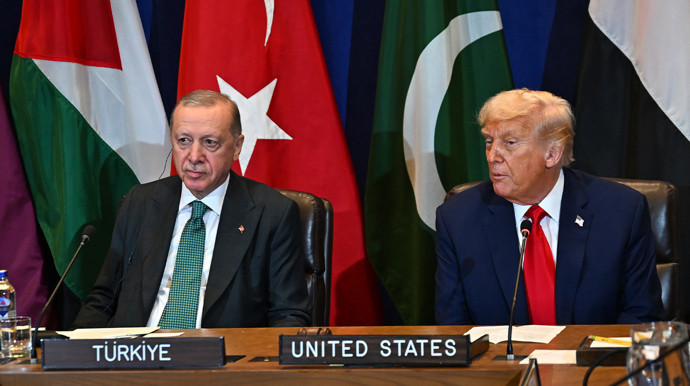 BM'de kritik Gazze zirvesi! Cumhurbaşkanı Erdoğan ile Trump baş köşede! Erdoğan'dan ilk açıklama: "Çok verimli bir toplantıydı" - Resim : 1