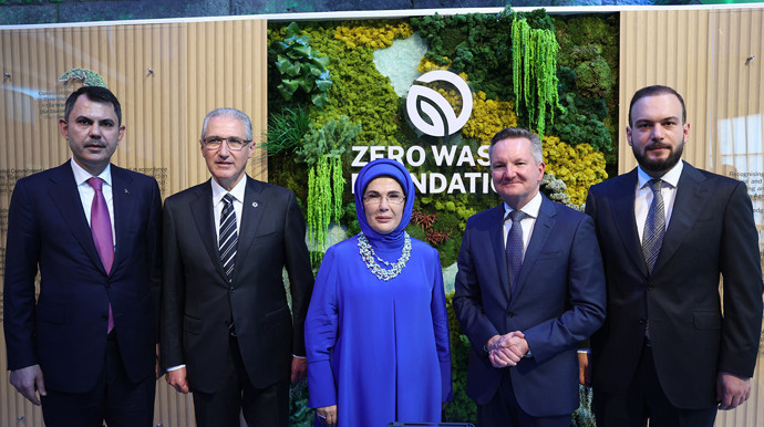 Emine Erdoğan'dan New York'ta "Anadolu kültürü", "Sıfır Atık Mavi" ve aile konularında kritik temaslar! - Resim : 3