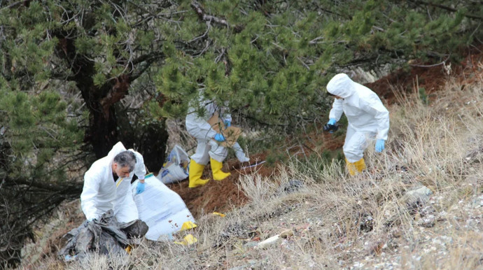Çorum’da tüyler ürperten cinayet! Cesedi parçalara ayırıp poşetlemişler! Kafa kısmı her yerde aranıyor - Resim : 1