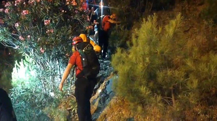 SOS mesajı kurtardı! 10 saatlik operasyon: Filmleri aratmadı - Resim : 1