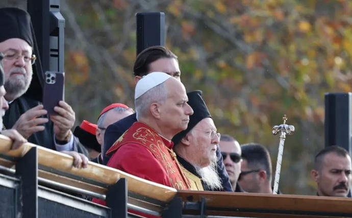 Dünyanın gözü bu ziyaretteydi! Papa 14. Leo tarihi bazilikada ayine katıldı - Resim : 3