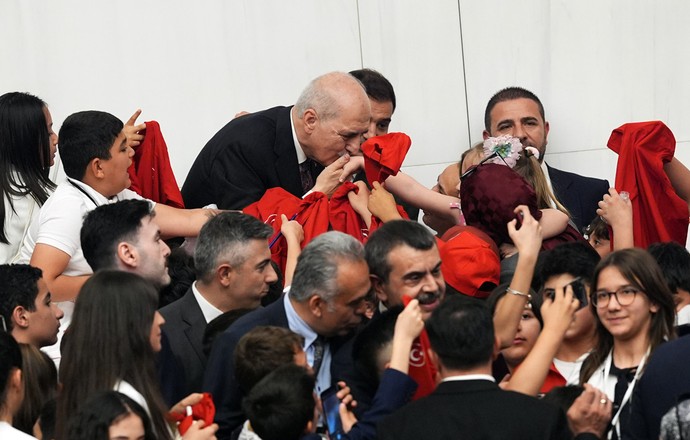 TBMM'de renkli anlar! TBMM Çocuk özel oturumu gerçekleşti! Küçük kızın sözleri oturuma damga vurdu! - Resim : 5