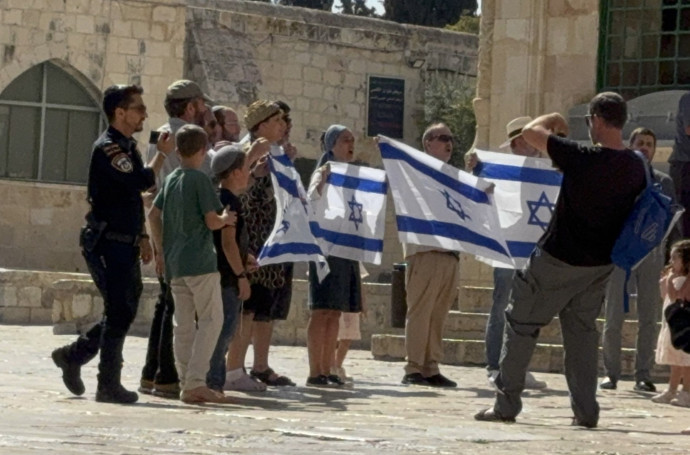 Ben Gvir'den skandal hareket! Mescid-i Aksa'yı bastılar, Talmud ayini gerçekleştirdiler! - Resim : 1