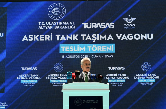 Bakan Uraloğlu duyurdu! Savaş tanklarımızı taşıyacak vagonlar hazır - Resim : 3