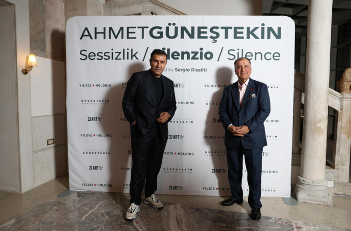 Ahmet Güneştekin'ten Venedik çıkarması! Yılın sergisi geliyor: Sessizlik” Venedik’te yankı uyandıracak - Resim : 1