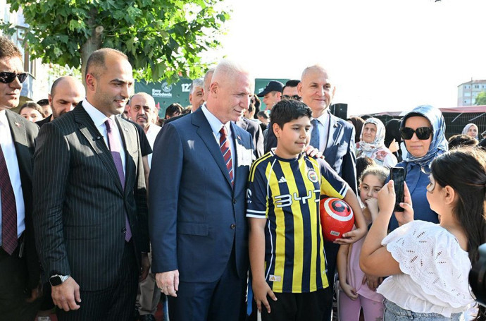 Gaziosmanpaşa’ya “Dünya Kupası” temalı dev park! 5 dönümlük yeni yaşam alanı açıldı - Resim : 1