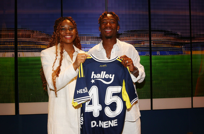 Fenerbahçe'de ilk yolcu değişti! Talisca ayrılığı bekleniyordu - Resim : 1