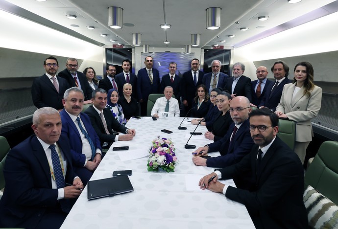 Cumhurbaşkanı Erdoğan: CHP paniklemiş vaziyette, bunu izah etmek zorundalar - Resim : 1